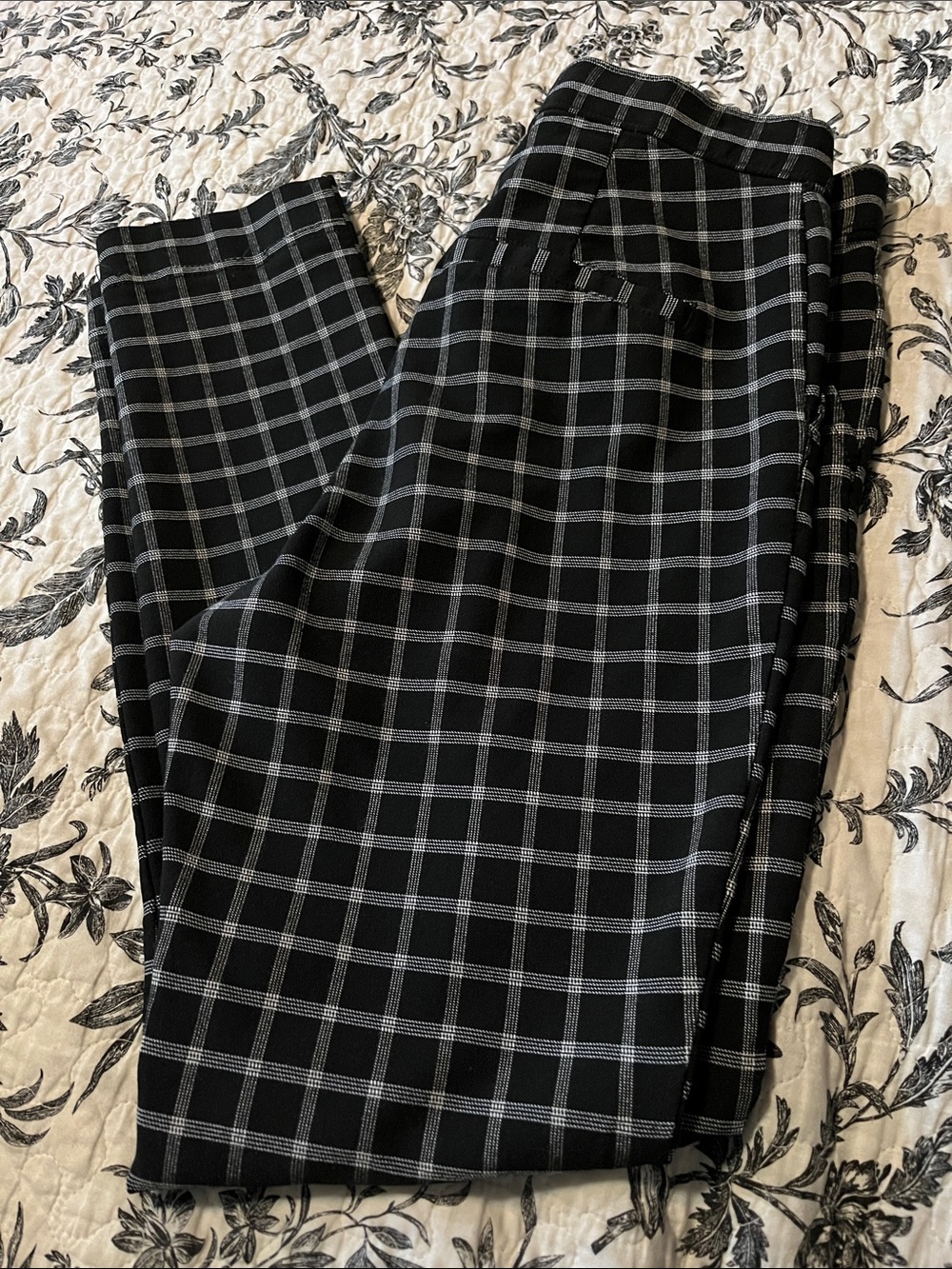 Hollister Black & Gray Windowpane Skinny Pants